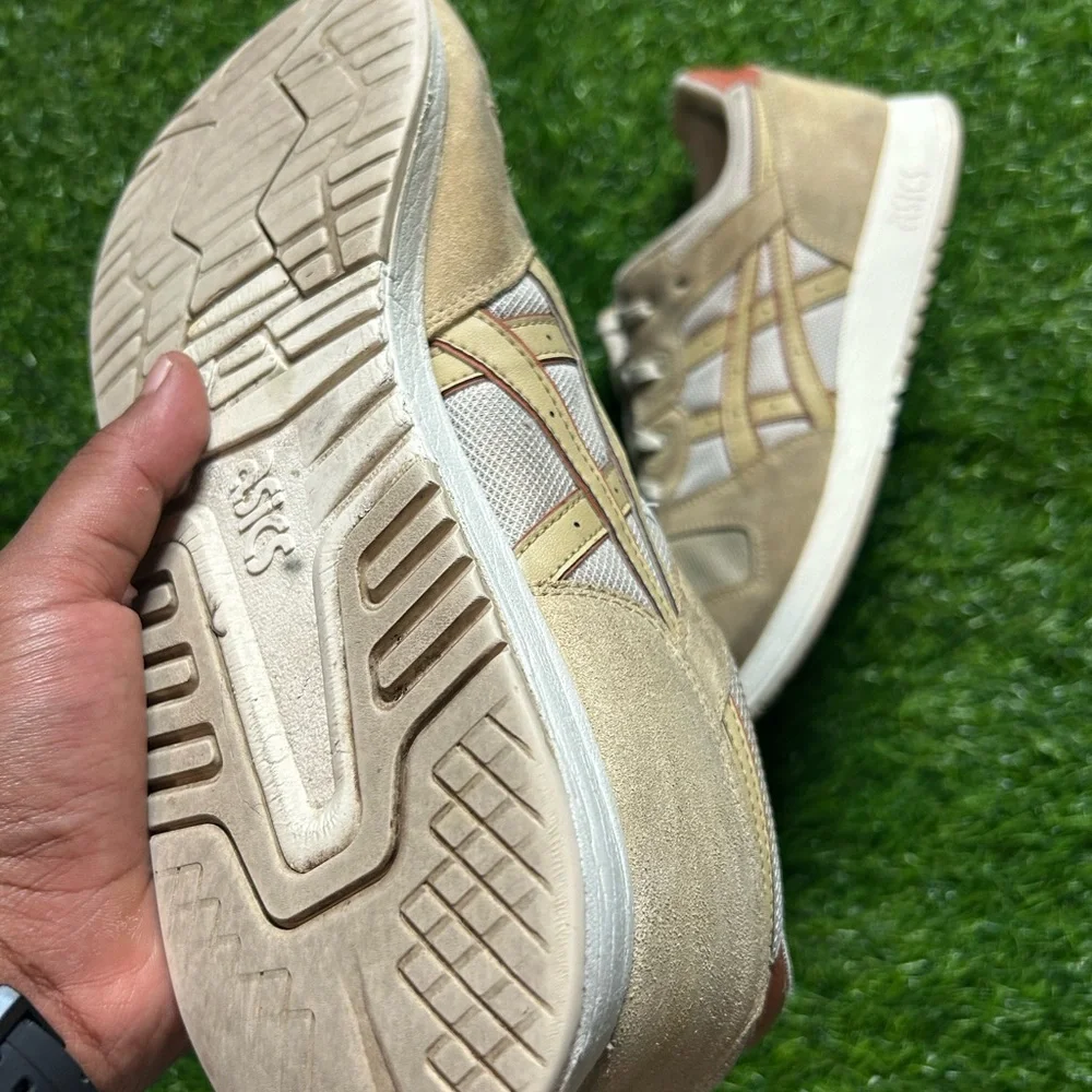 ASICS Lyte Classic Sand Cream Men's Size 13 Suede Mesh Sneakers 1203A611-200